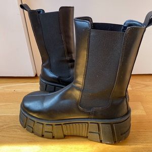 ASOS lug sole black Chelsea boots